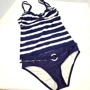 Antonio Melani Tankini Swim Suit Women's Size Small Blue Underwire Summer Stripe
